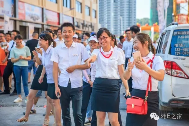 天嬌汽車文化節(jié)-一個可以吃喝玩樂的汽車節(jié)！