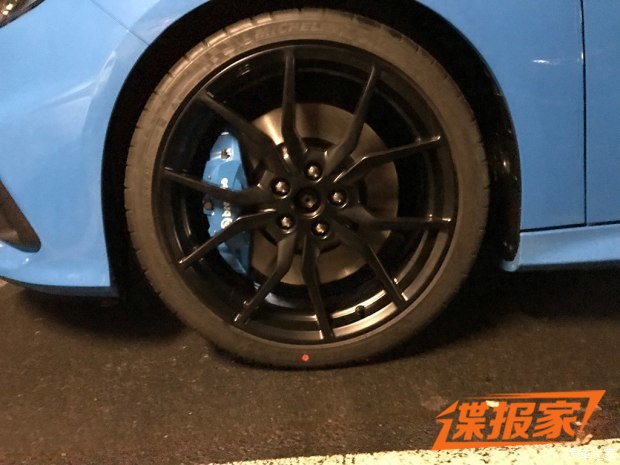 2018日內(nèi)瓦車(chē)展探館：?？怂筊S限量版