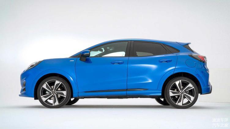 福特發(fā)布PUMA小型SUV官圖，歐式風(fēng)格，造型很有柔和感