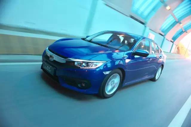 實(shí)力陪撩，雙“蛋”有TA就“購”了