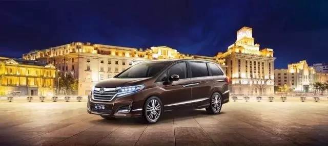 紳士的出行需求，這臺(tái)車滿足你