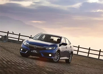 第十代CIVIC（思域）：“我言秋日勝春朝”！