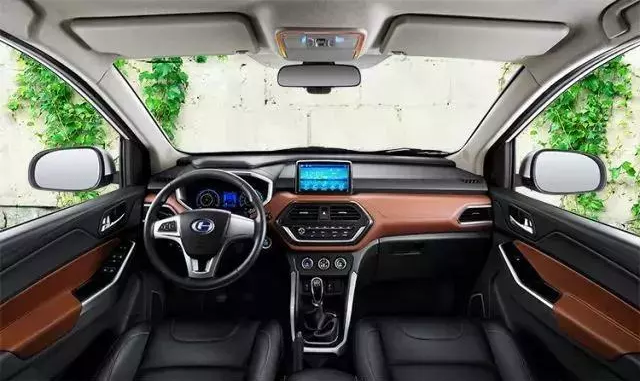 天氣漸涼，特殊天氣行車你要注意這些