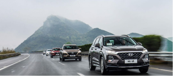 70%的車主不知道怎樣正確給汽車水箱加水，快看是不是你！