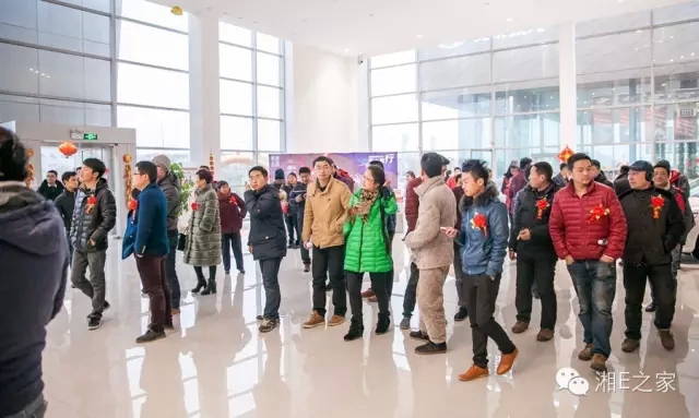 精英齊歡聚天嬌國際汽車城，瑞雪兆豐年！